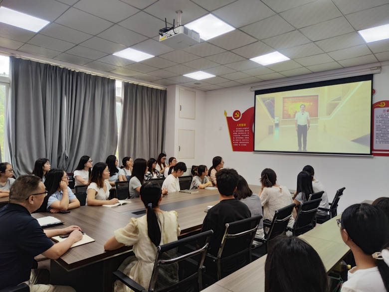 bat365正版唯一官网开展“大国担当”思政大课观影活动
